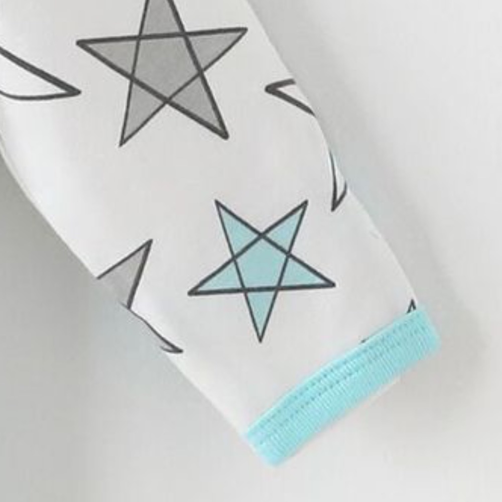 Star Footie with Ruffle - Picture 4 of 6